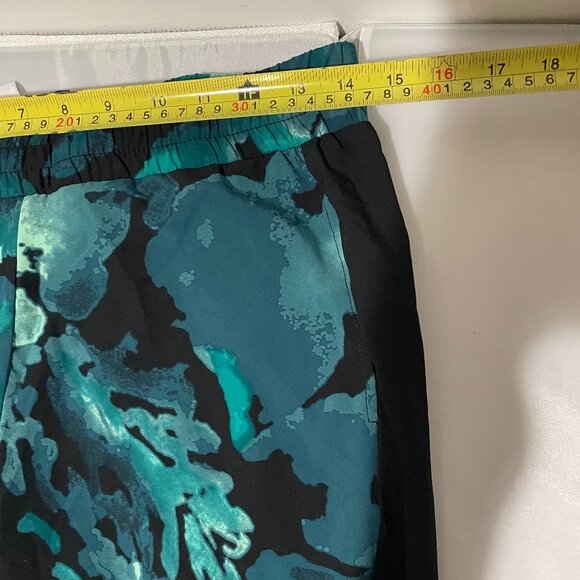 Fabletics Annalies Green Floral Wide Leg Silk Touch Pants Size XS - Picture 14 of 16